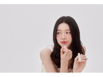 ファミリーマート限定「hana by hince」トレンド感満載のウォーターグラスティント新色2色を7月10日（金）から発売！～お花型ミラーチャームがもらえる！ブランド初のノベルティ企画を実施～