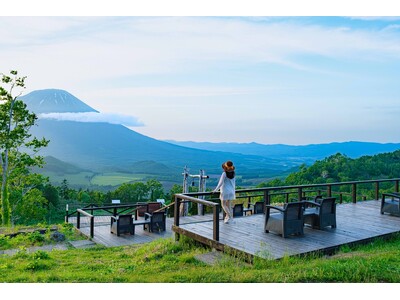 ウエスト山頂に新名所誕生！羊蹄パノラマテラスにフォトスポット＆山頂カフェが新登場！絶景を背景に「RUSUTSU」で写真を撮ろう