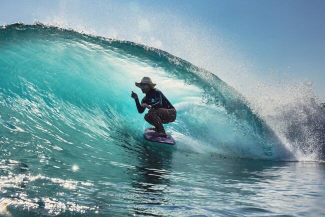 今年もアクションスポーツの種目の垣根を越える Swatch Nines Surf 2025が米国テキサス州 Waco Surfにて開催