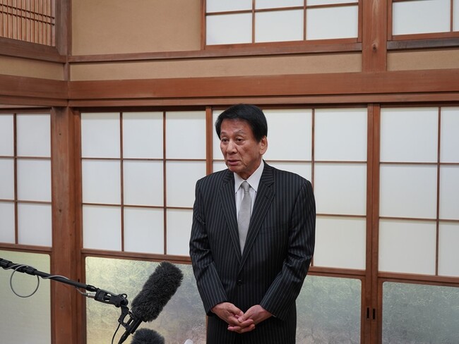 杉対策監 横須賀で戸別訪問を実施　地域住民へ国際電話の利用休止を直接要請！