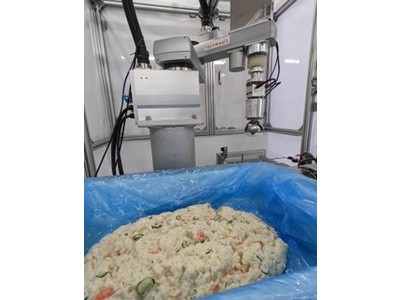 TechMagic、不定形で粘着性の高い惣菜のテスト販売に技術提供