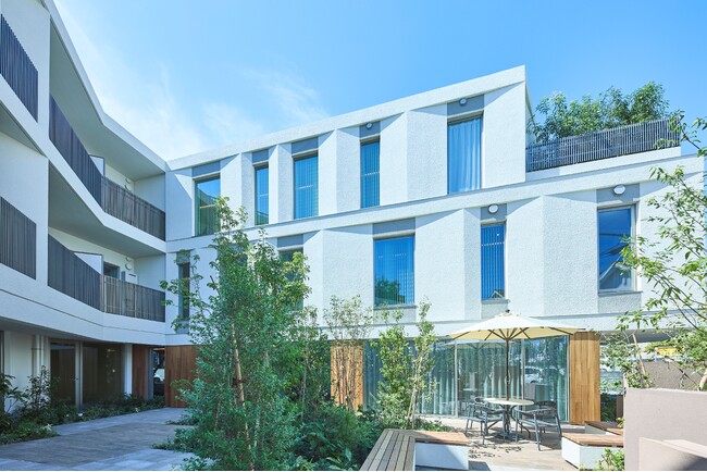 グランジュール吉祥寺南が10月1日に新規OPEN！60歳からの暮らしを支えるサービスレジデンス　60歳からのアクティブライフを、この住まいから。