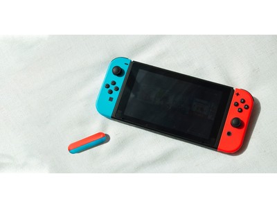 SWITCHとBT接続、ワイヤレスイヤホンなど同時に2つ接続できるBTトランスミッター新登場