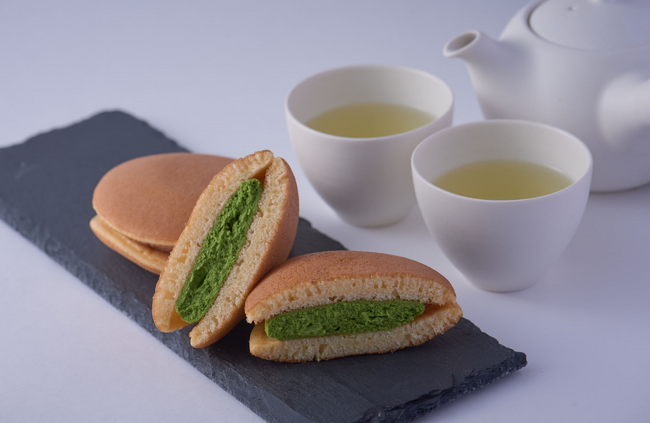 累計販売450万個を突破した胡蝶庵のロングセラー「生どら焼」シリーズがパッケージリニューアル