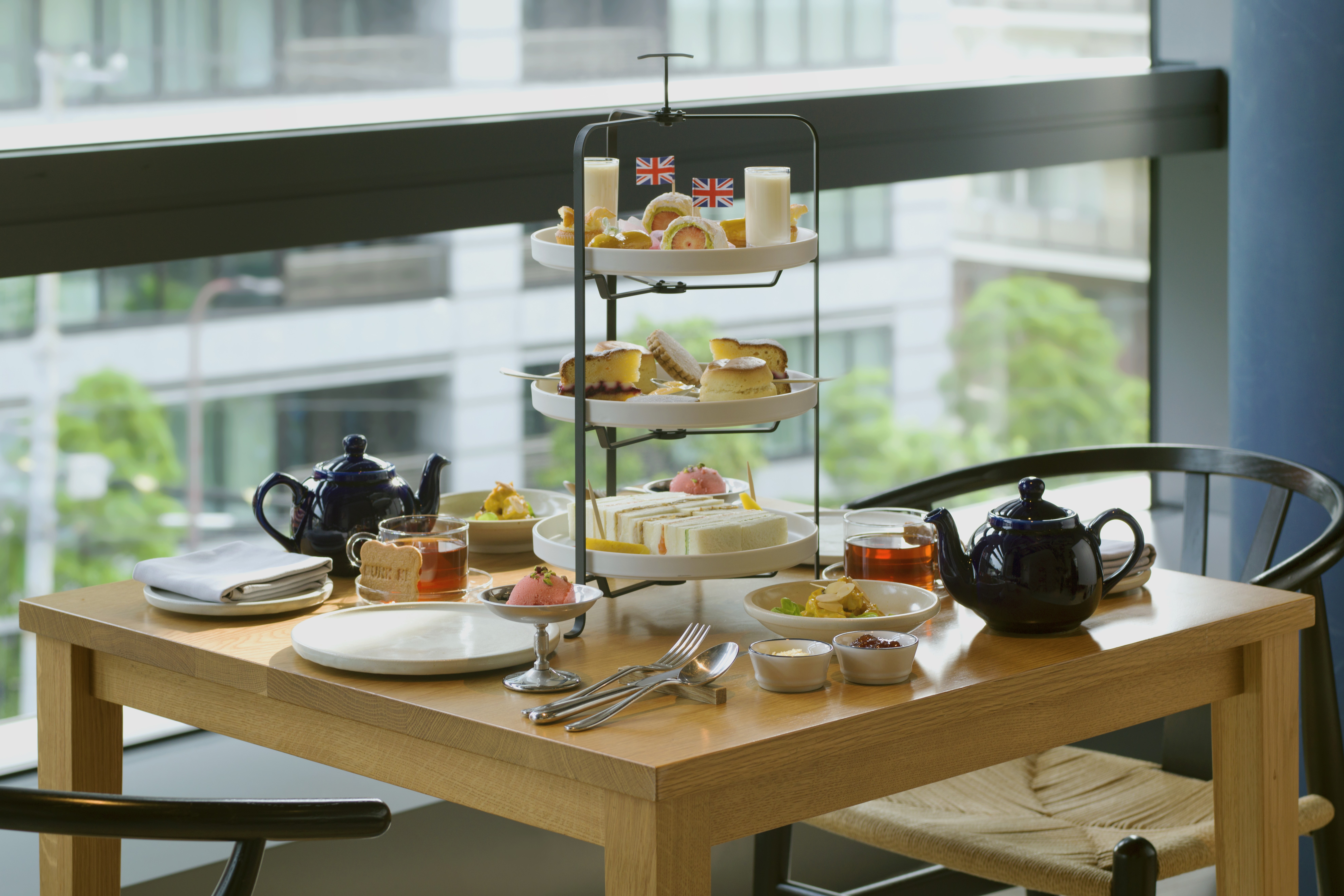 ＜Orby Restaurant＞ モダンブリティッシュスタイルのアフタヌーンティー「AFTERNOON（CREAM）TEA」を5月24日(土)から提供開始