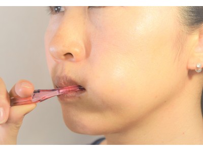 歯磨きしながらほうれい線ケアができる美容ツール「COBRUSH」がスゴイ！