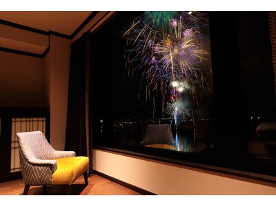 今年の夏は【諏訪湖で花火三昧】「8月15日花火大会」や「毎日10分花火」など《３大イベント》をインフィニティ展望露天風呂や露天風呂付き客室から眺める花火鑑賞プランを販売開始
