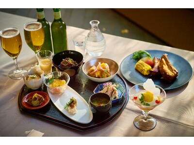 ライトアップされた大聖堂を眺めながら、ビールや日本酒とフレンチジャポネ料理を楽しむ夏季限定ビアガーデン『...