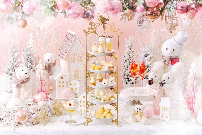 真っ白な雪が降り積もる幻想的な冬景色と、愛らしい白くまが主役のクリスマススイーツ『ホワイトベアのクリスマスアフタヌーンティー』販売