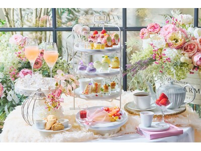 旬のいちごや彩り豊かな果実が織りなす華やかな春色スイーツ『フラワーマルシェアフタヌーンティー』