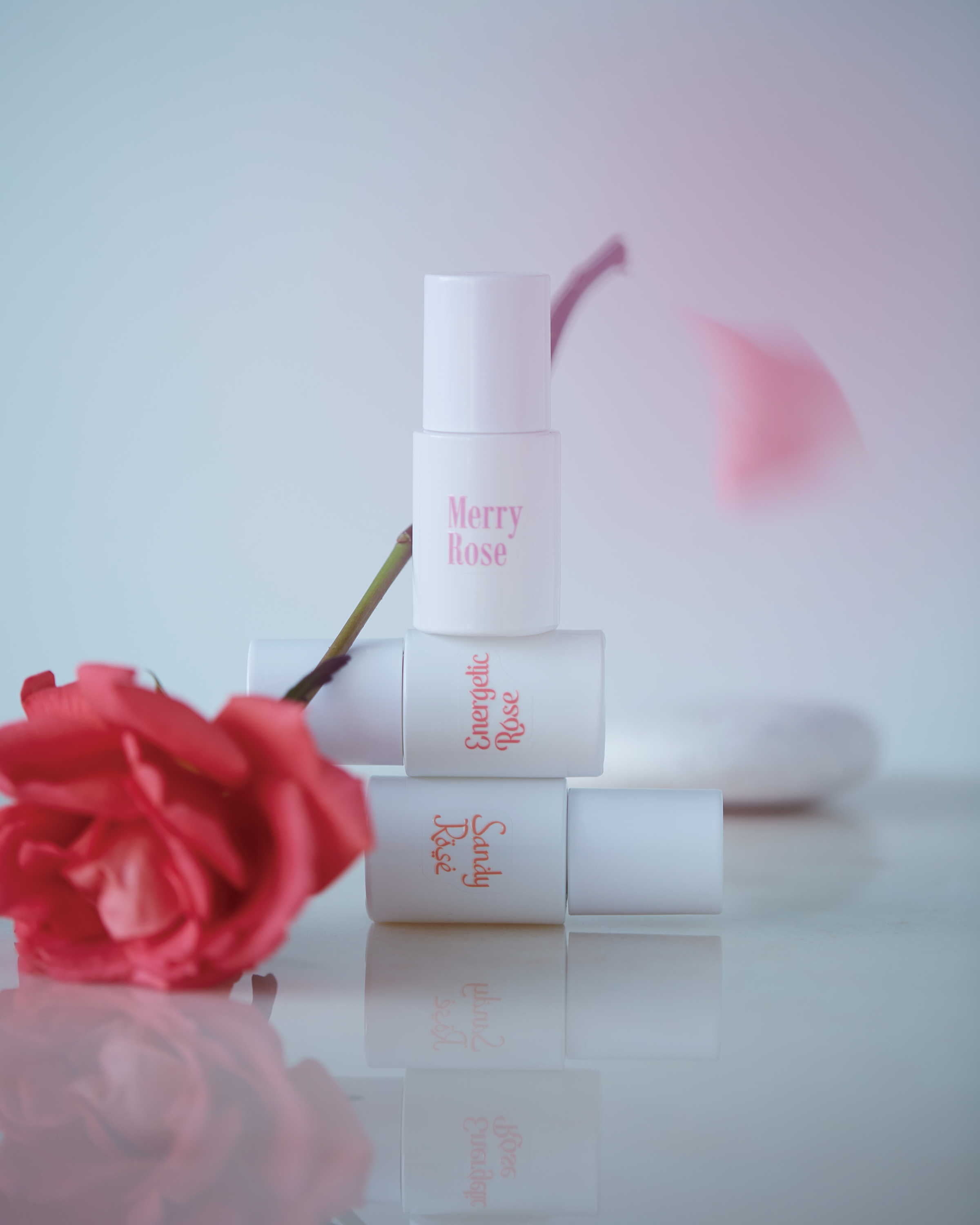 香水は、プチュームへ。プチでフレンドリーなパフューム誕生。uka Rose Study Petiumeが12月16日(月)に発売