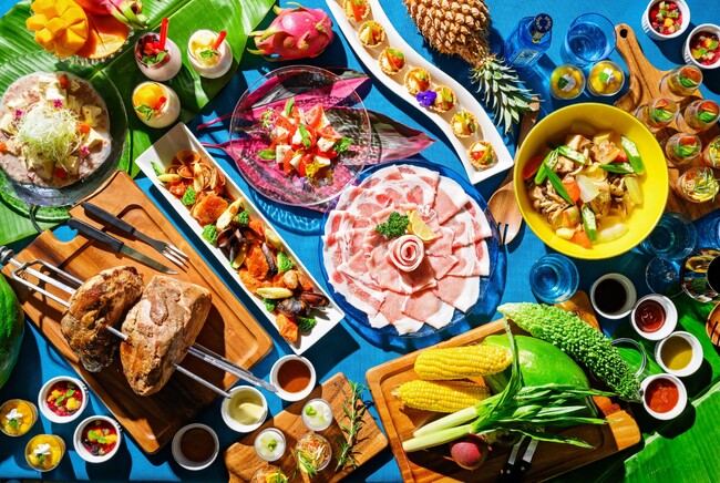 南国の太陽と自然が育んだ色彩のDINNER BUFFET開催 沖縄西海岸 TWIN