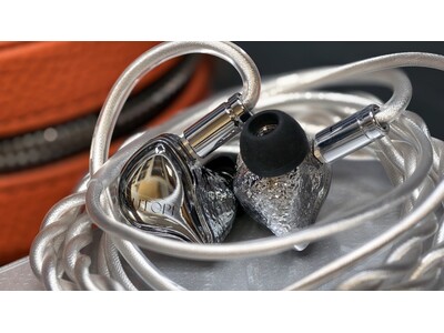 EarAcoustic Audioより、"誰もがより手軽に楽しめるフラッグシップサウンド"をテーマにHi-Fiへの原点回帰を目指した有線イヤホン『OSHUN-LTD』が登場