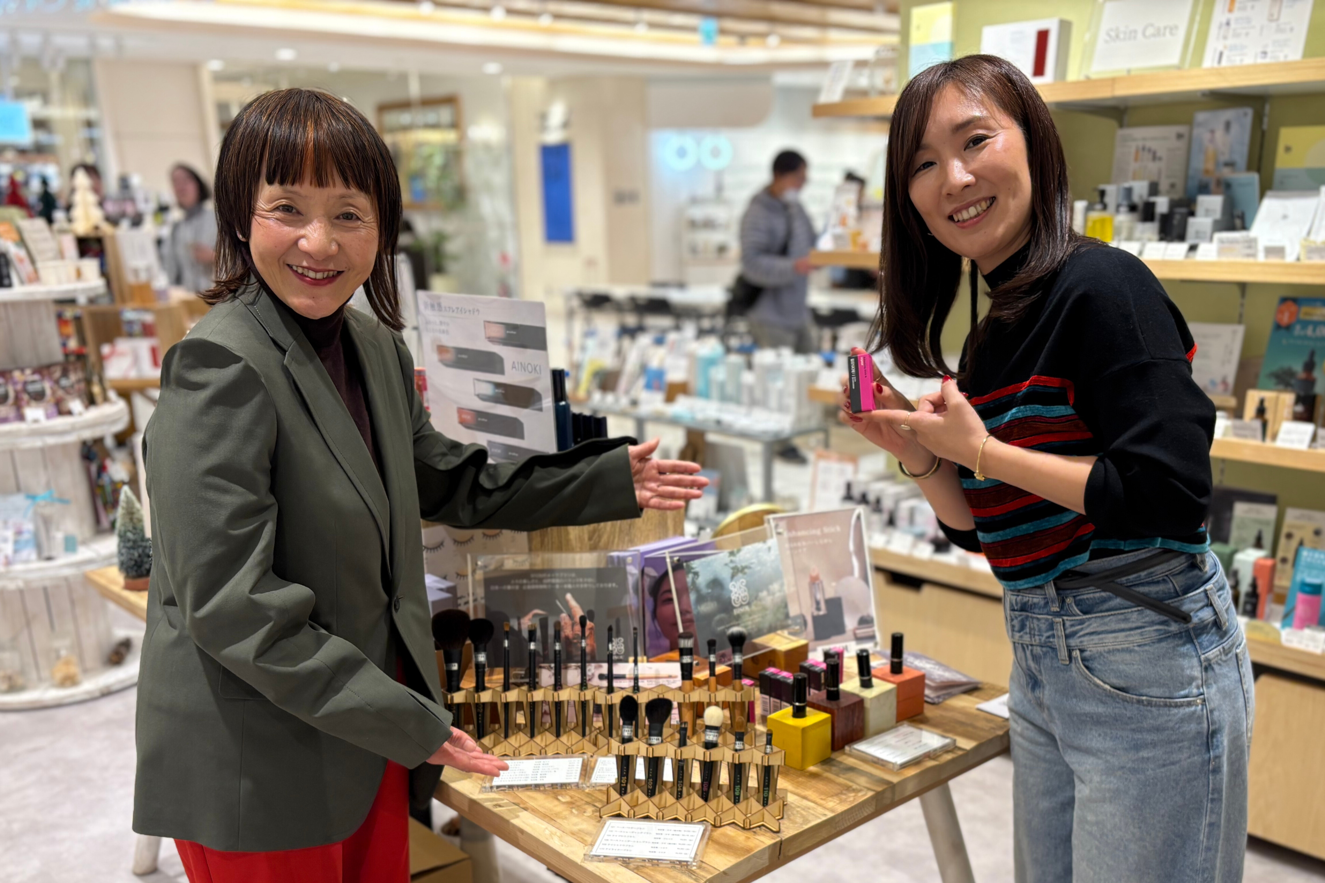 ＜プロの手で、あなたの簡単キレイを完成させる1日＞メイクアップアーティスト yUKI TAKESHIMA 氏による1日限定「パーソナルメイクアップレッスン」を開催