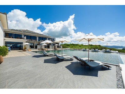 【沖縄古宇利島 One Suite THE GRAND】大人への一歩を感じる夏旅、静かな沖縄時間を｜夏休み限定「中学生無料プラン」を販売開始