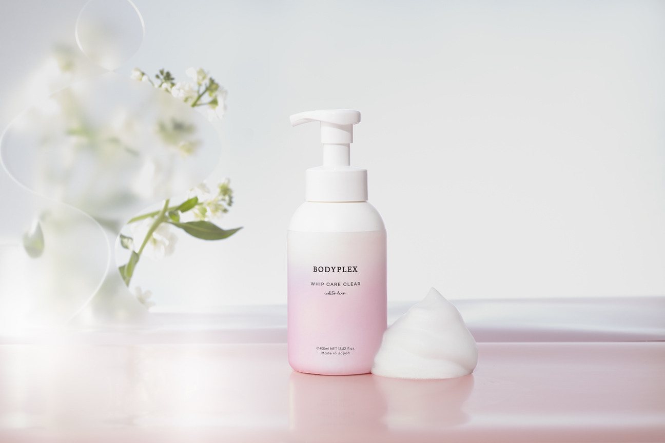 泡で、透明感。イガリシノブさん監修、全身使えるフェムケアソープ新発売。