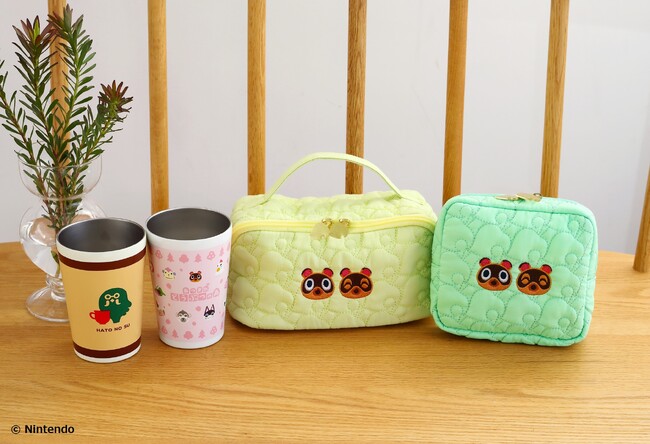 プレスリリース「「あつまれ どうぶつの森」葉っぱ柄キルティングポーチ2種とさくら・喫茶ハトの巣タンブラー 3/31発売」のイメージ画像