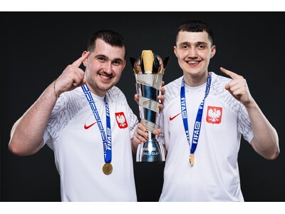 �weFootball(TM)�x�����Z�^�C�g���Ƃ����uFIFAe World Cup 2025(TM)�v�Ő��E���҂�����I