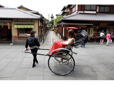 京都の風情を体感！THE HOTEL HIGASHIYAMAが提供する人力車観光ツアー　四季折々の東山エリアをプロの俥夫と共に巡る特別な体験