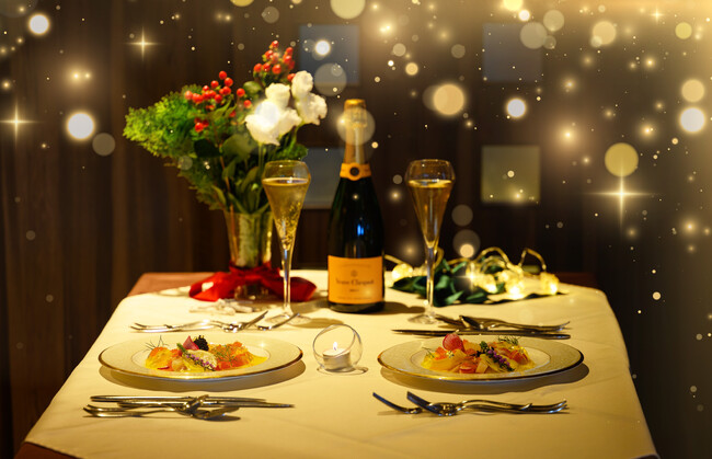 富山の夜景を一望する贅沢なクリスマスディナー。2025年12月23日から25日までの限定メニューを予約受付開始