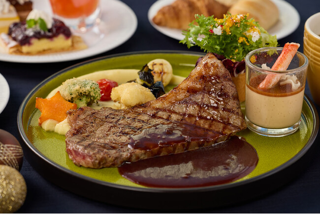 国産牛サーロインを使用した贅沢メニューが限定登場！横浜東急REIホテルで特別なクリスマスランチを提供
