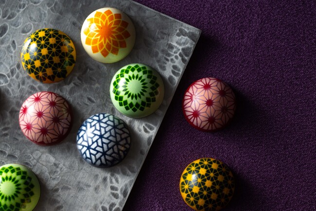 【ザ・キャピトルホテル東急】バレンタインスイーツが続々登場！「和柄ボンボンショコラ」や長年愛され続ける「バナナブレッド」が数量限定で登場