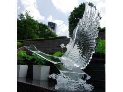 【京都ホテルオークラ】~暑い夏に涼やかな“時の芸術”を~公開「氷彫刻講習会」開催