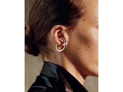 The Collector(ザ コレクター)：パウラ・ジェルバーゼ（Paula Gerbase) がキュレーションした、ミッドセンチュリーのアーカイブジュエリーによる新シリーズ