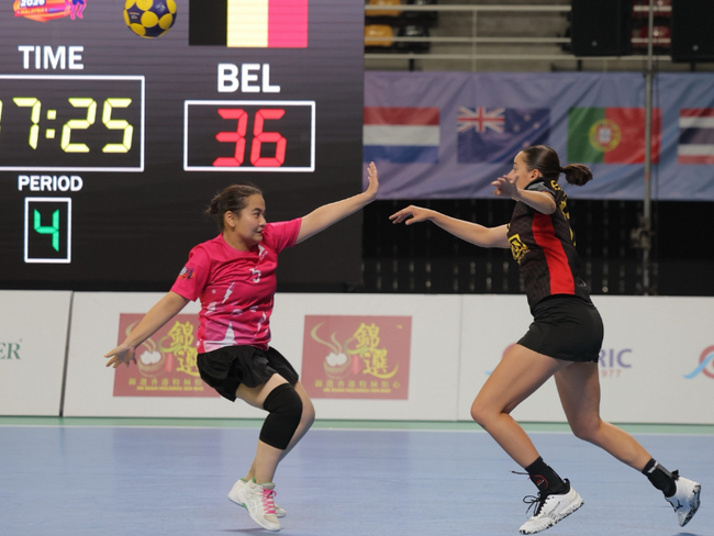 【叡啓大学】コーフボール世界大会に日本代表選手として出場した学生を学長表彰しました。