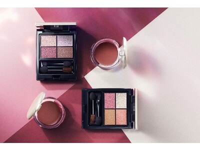 まとうのは、秋色オーラ。お気に入りの洋服たちを身に纏ったシーンをイメージした自由でポジティブなコレクションが登場。