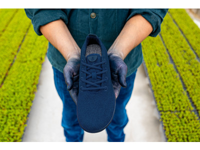 「Allbirds」から天然藍を使った「Wool Runner - Watanabe’s Japanese Indigo」9月17日(金) 発売