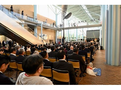 2050年に向けた新たな挑戦へ！京都府亀岡市で市制70周年記念式典を開催。式典のフィナーレには「くるり」の佐藤氏も参加した一日限りのスペシャルバンドが記念ソング初披露。