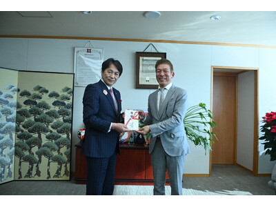 �y���s�{�T���s�z������ЃA�r�l���A�L�@�_�ƂƎ����I�ȕĂÂ���̂��߁A��Ɣłӂ邳�Ɣ[�ł�100���~�̊񕍂����������܂����I