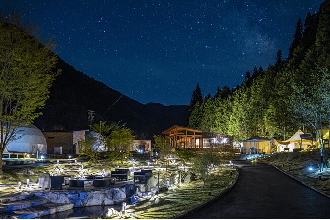 満天の星をひとりじめ。阿智村のグランピング【mokki STARDUST GLAMPING achi village】にプライベートヴィラが新登場。＜2025年8月OPEN＞
