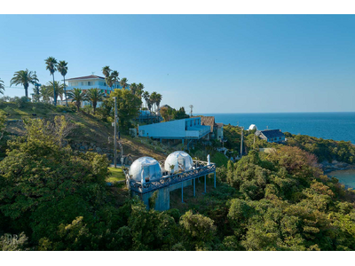 【1泊3食付で18,000円台～】関西最大級のオールインクルーシブグランピング〈カリコリゾート淡路島〉で『熟成肉ダイニング誕生記念プラン』を販売開始。さらに期間限定で「縁日」毎日開催！