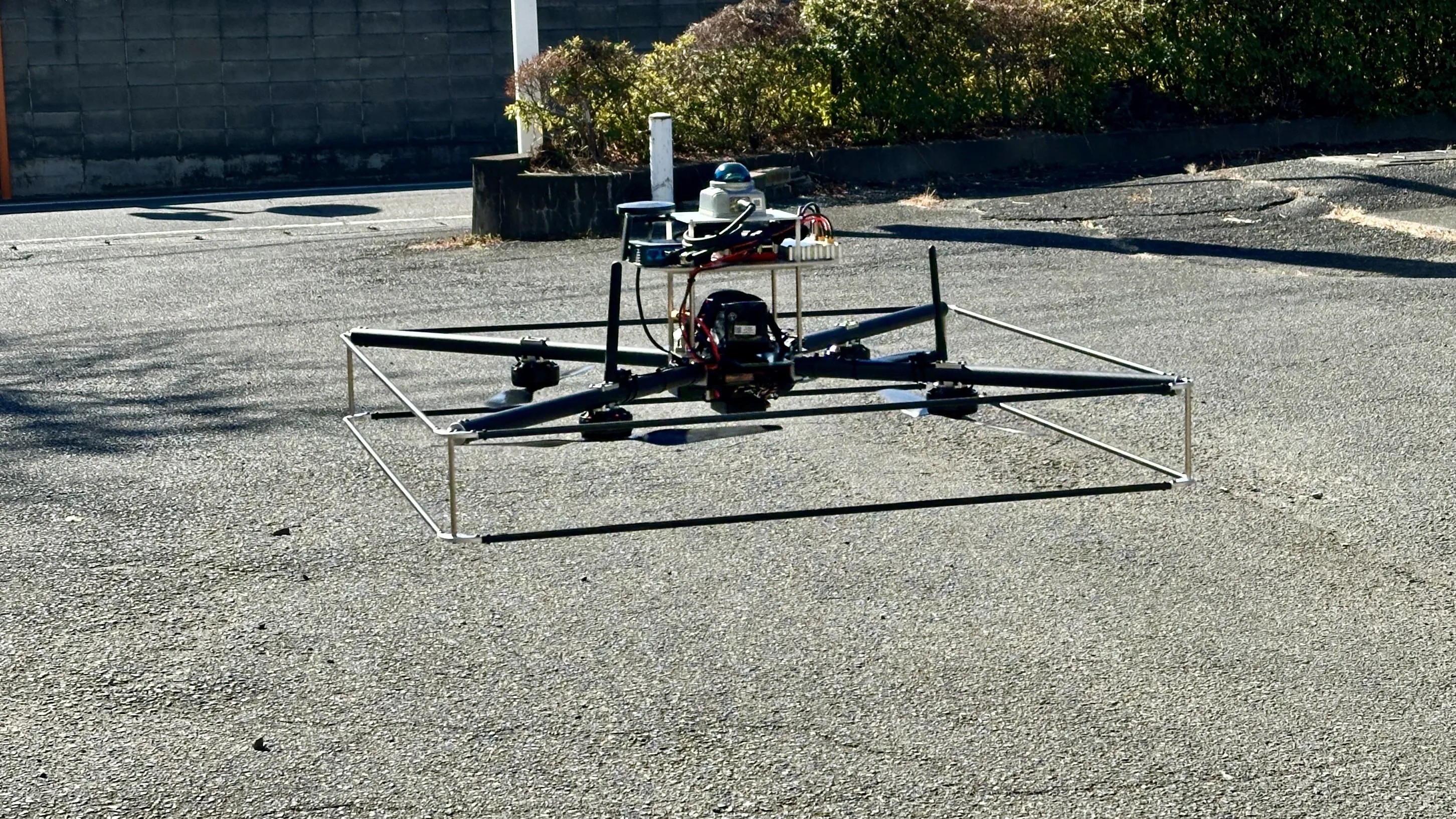 非GNSS環境対応3D LiDAR搭載ドローン「BOX82」を開発