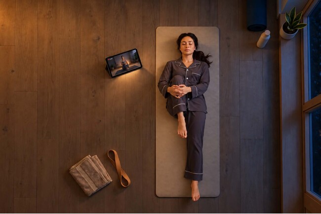 「秋の夜長」は、快眠のチャンス。オンラインフィットネス「サーティフィット」が、自律神経を整える『睡眠ストレッチクラス』を開催