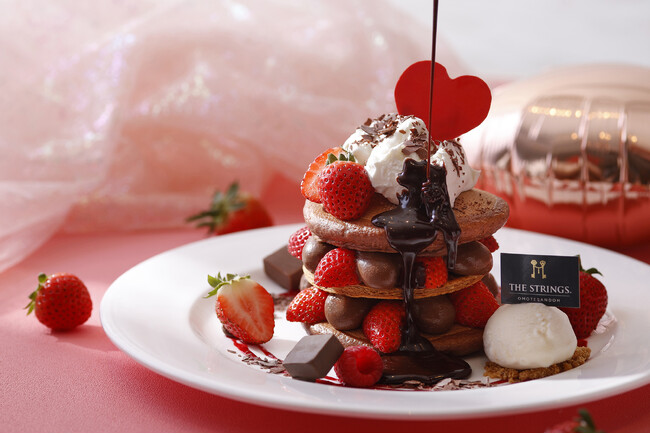 甘酸っぱいいちごたっぷり!『メルティーラブ ストロベリー&ショコラパンケーキ』新登場