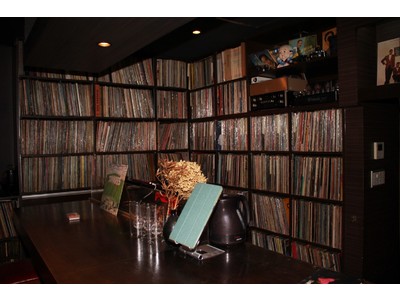 愛知県岡崎市の音楽バー「Soul BAR Dr.Smith」が「クラウド継業プラットフォーム relay(リレイ)」で後継者を募集。