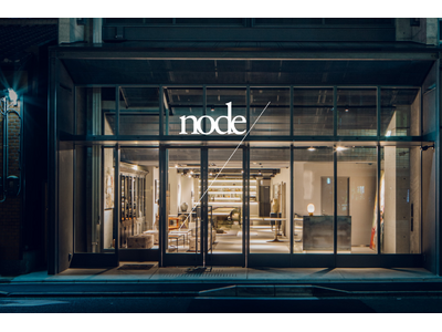 node hotel、森山大道写真展の会期延長を決定、フットウェアブランドOAOとのコラボトートバッグを発表