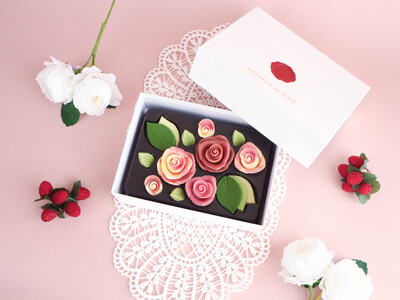 母の日を彩る、約９０種の華やかグルメが集結！　母の日グルメ１０選