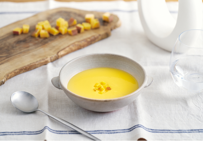 食べるスキンケアブランド "&meal"から、2025年3月28日「安納芋のポタージュ」が新登場！毎年人気の『新玉ねぎのポタージュ』も再登場！