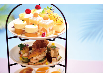 【真夏のご褒美は1日8名限定】北新地 Cafe&Bar KARIN×un treize 夏季限定「サマーフルーツアフタヌーンティー」