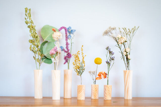 【信州経木】経木の端材を活用したドライフラワーの花器『紙木（しき）と花』7/31発売開始