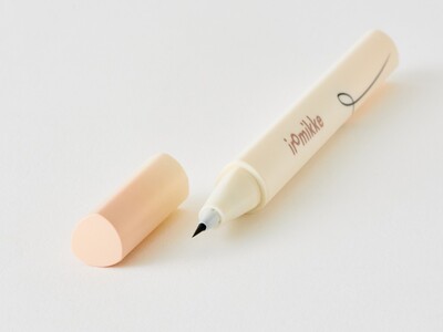 「自在に描ける×とろける 新体験コスメ」iromikke、冬の新作コレクションを初披露。