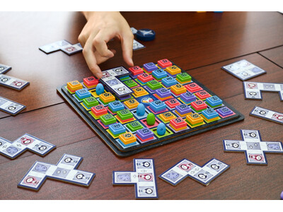 【クラファン1000%達成】日本初上陸の頭脳戦ボードゲーム「KHLOR」Amazon販売開始。初回生産は数量限定。次回入荷未定、早期完売の可能性も