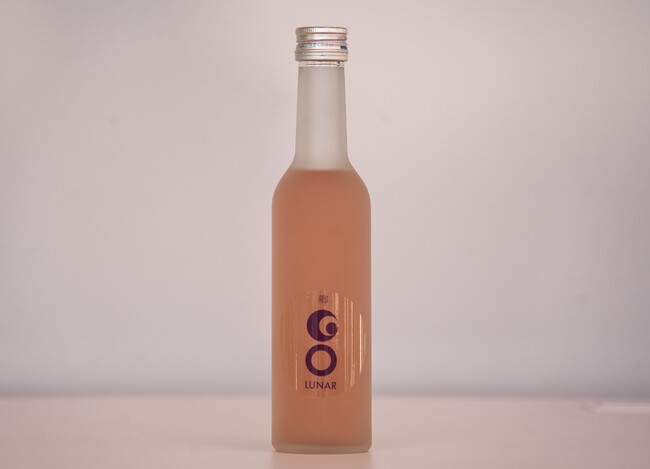 バレンタインに向けて「GO LUNAR」一般販売開始、津南醸造が届けるブランド米魚沼産コシヒカリを用いた食用米純米大吟醸