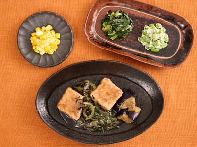 やさしい味わいの特製出汁が染み込んだ「つるんと磯仕立ての揚げ出し豆腐」が6月2日（月）に新登場