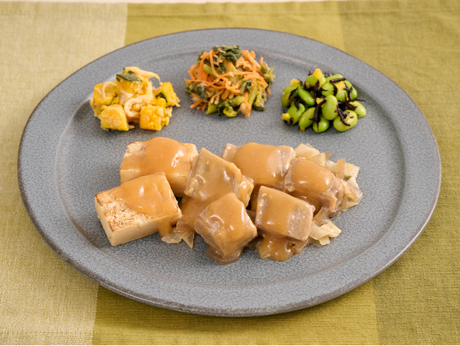 シェフこだわり！寒い季節にぴったりの「牛すじとお豆腐の味噌だれ」が11月25日（火）に新登場