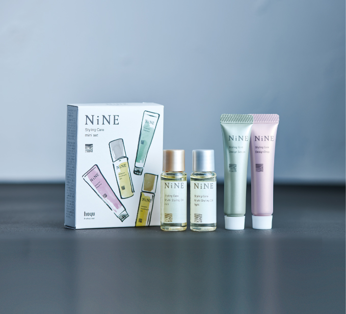 昨年の登場からのご好評を受け、ホーユープロフェッショナルのスタイリングケアブランド「NiNE」からお試ししやすい4種類入りの「ミニセット」が4月2日(木)よりサロンにて販売開始
